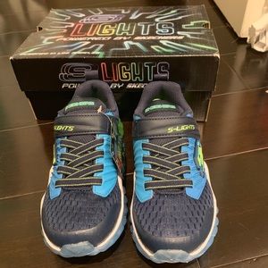 NWT Boys Skechers Lights Sneakers